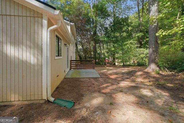 5130 S Woodbridge Trail, Stone Mountain, GA 30088