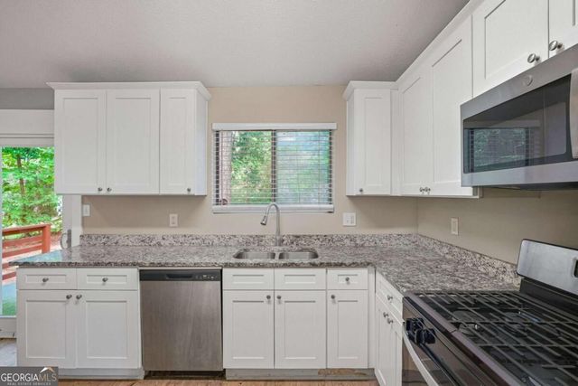 5130 S Woodbridge Trail, Stone Mountain, GA 30088
