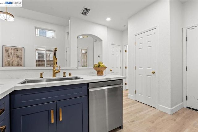 868 868 Berryessa Ct, Livermore, CA 94551