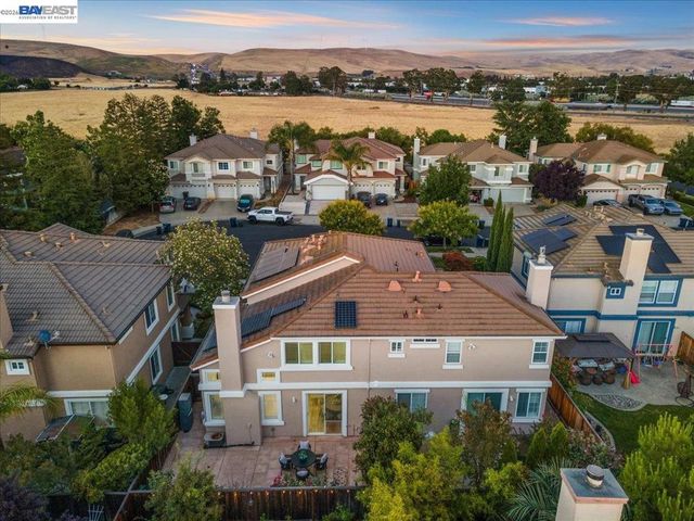 868 868 Berryessa Ct, Livermore, CA 94551