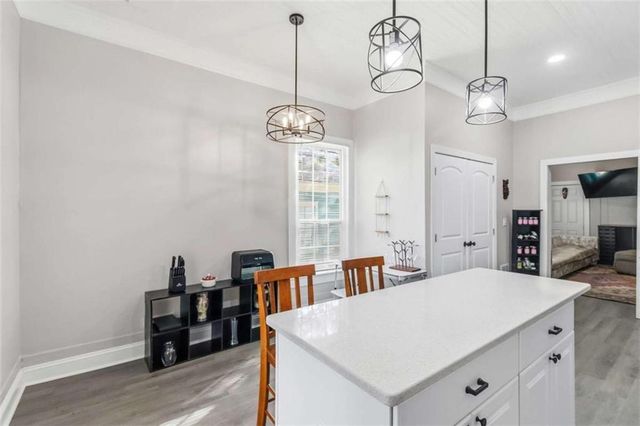 949 E Solomon E Street, Griffin, GA 30223