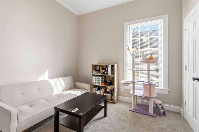 949 E Solomon E Street, Griffin, GA 30223