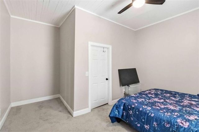 949 E Solomon E Street, Griffin, GA 30223