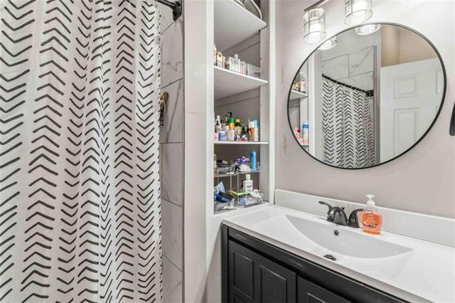 949 E Solomon E Street, Griffin, GA 30223