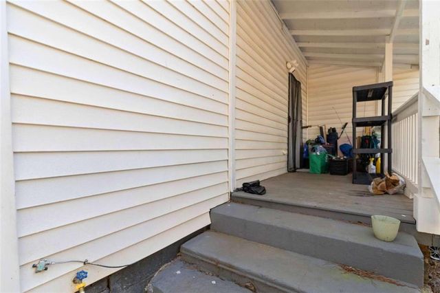 949 E Solomon E Street, Griffin, GA 30223