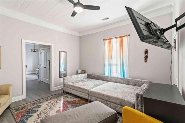 949 E Solomon E Street, Griffin, GA 30223