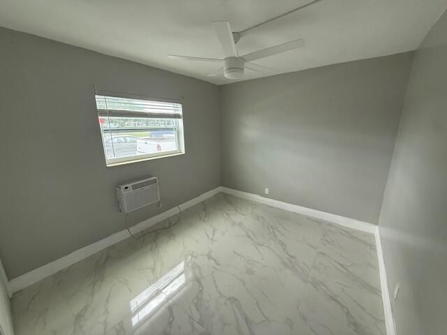 810 Lake Shore Drive 19, Lake Park, FL 33403