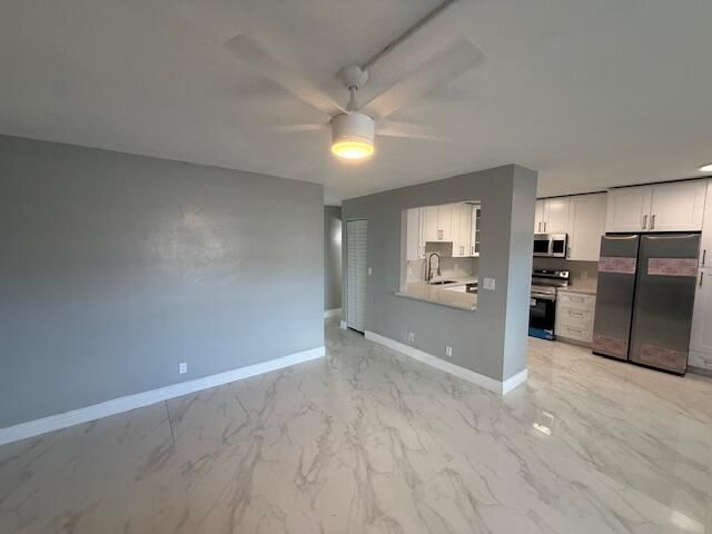810 Lake Shore Drive 19, Lake Park, FL 33403