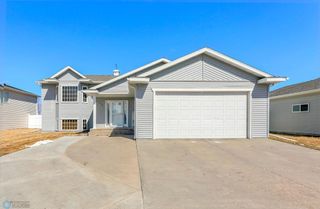 5239 47th Avenue S, Fargo, ND 58104