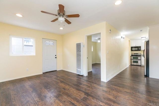 3584 86 Chamoune Avenue, San Diego, CA 92105