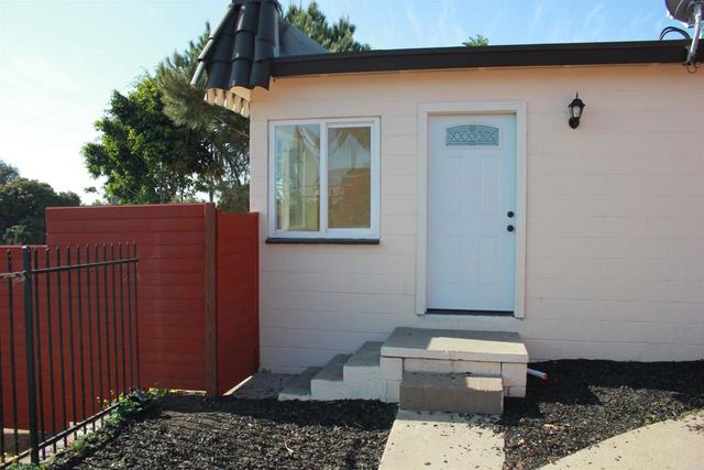 3584 86 Chamoune Avenue, San Diego, CA 92105