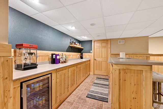 W281N7127 Huntington COURT, Hartland, WI 53029