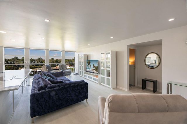 601 Three Islands Blvd 404, Hallandale Beach, FL 33009