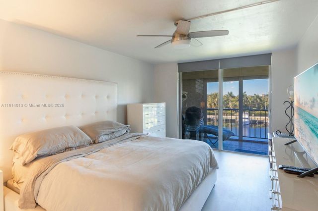 601 Three Islands Blvd 404, Hallandale Beach, FL 33009