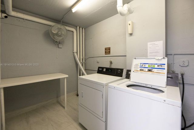 601 Three Islands Blvd 404, Hallandale Beach, FL 33009