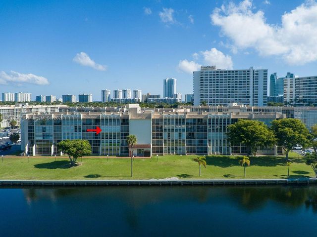 601 Three Islands Blvd 404, Hallandale Beach, FL 33009
