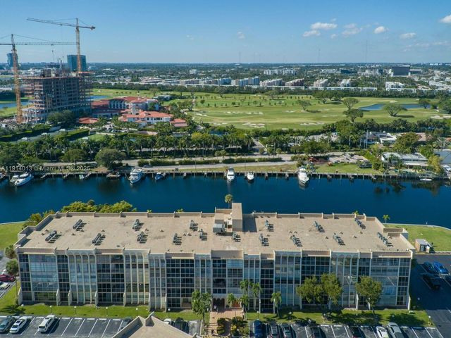 601 Three Islands Blvd 404, Hallandale Beach, FL 33009