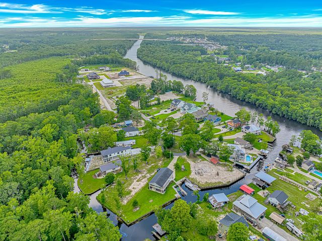 5854 Creekside Dr., Myrtle Beach, SC 29588