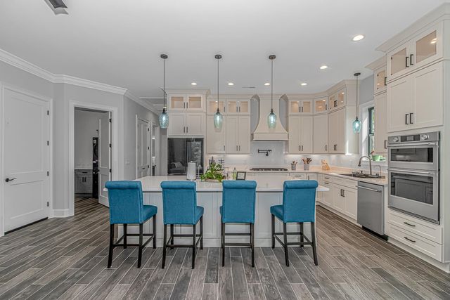 5854 Creekside Dr., Myrtle Beach, SC 29588
