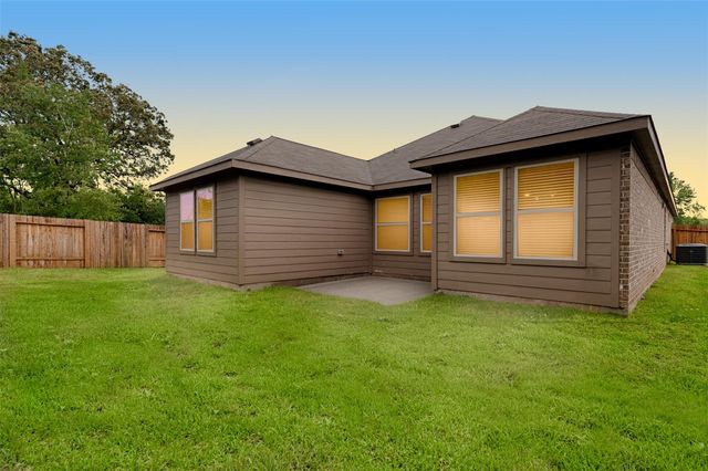 12443 Lake Conroe Hills Drive, Willis, TX 77318
