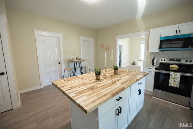 1217 W 3rd Street, Anderson, IN 47304