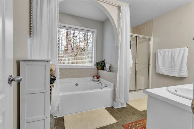 1071 Covenant Court, Bethlehem, GA 30620