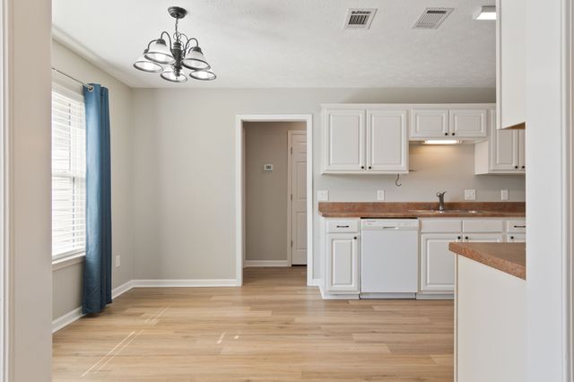 1931 Portway Rd, Spring Hill, TN 37174