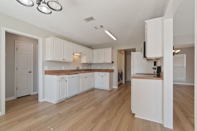 1931 Portway Rd, Spring Hill, TN 37174