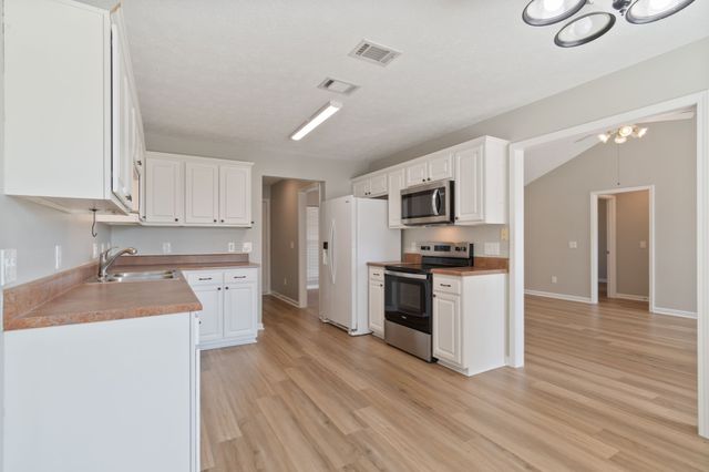 1931 Portway Rd, Spring Hill, TN 37174