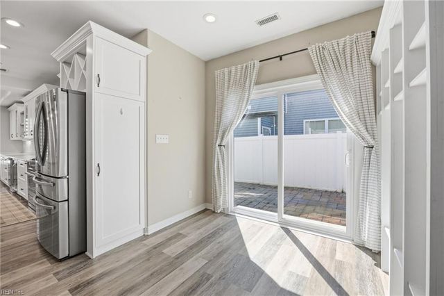 2217 Kirkby LN, Virginia Beach, VA 23456