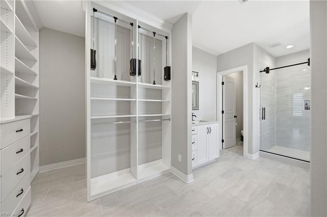2217 Kirkby LN, Virginia Beach, VA 23456