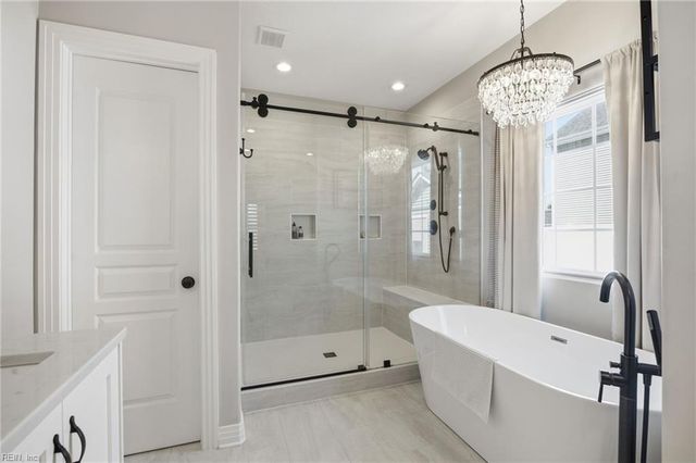 2217 Kirkby LN, Virginia Beach, VA 23456