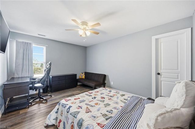2217 Kirkby LN, Virginia Beach, VA 23456