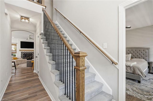 2217 Kirkby LN, Virginia Beach, VA 23456