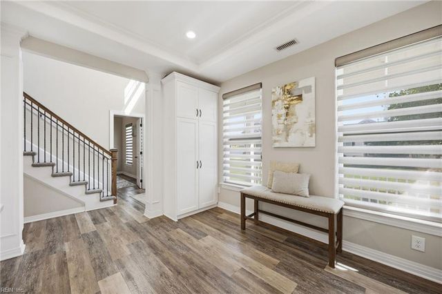 2217 Kirkby LN, Virginia Beach, VA 23456