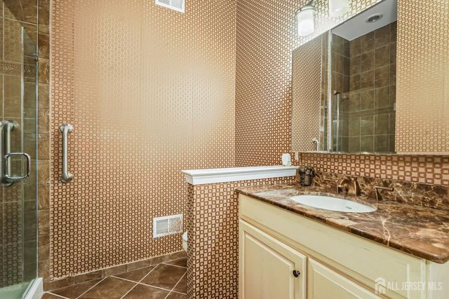 85 Beth Page Drive, Monroe, NJ 08831