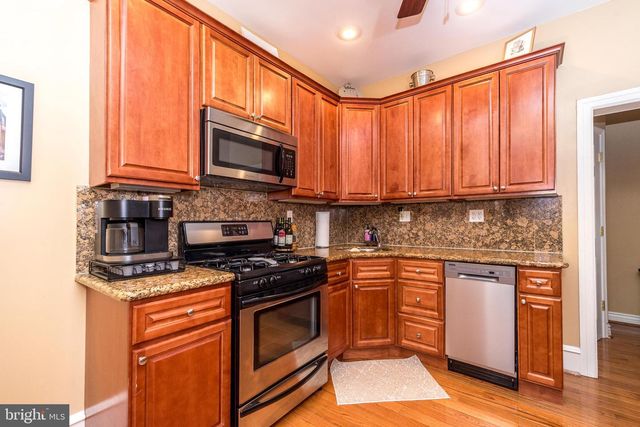 2538 S BANCROFT ST, Philadelphia, PA 19145