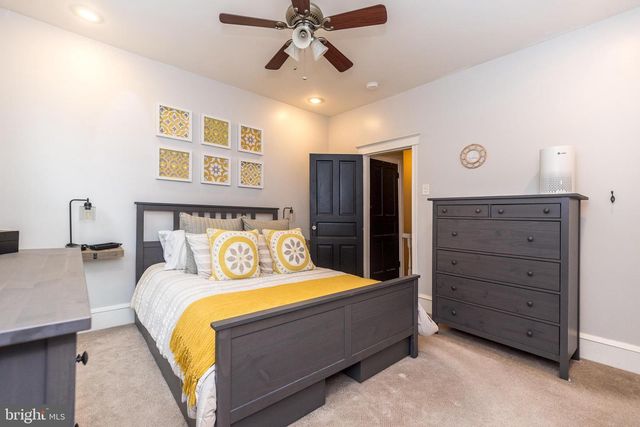 2538 S BANCROFT ST, Philadelphia, PA 19145