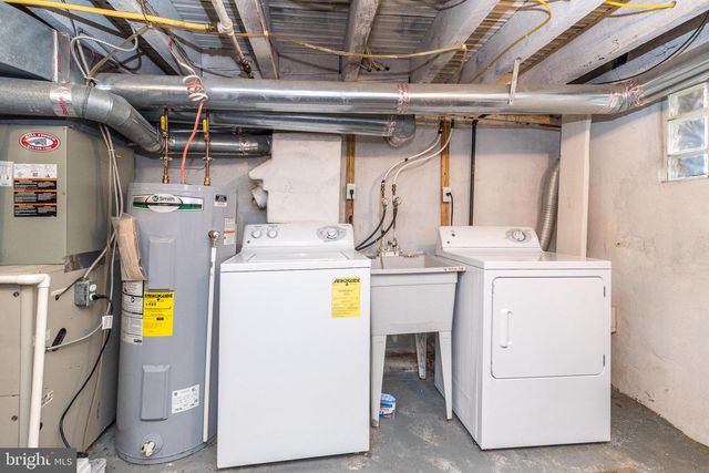 2538 S BANCROFT ST, Philadelphia, PA 19145