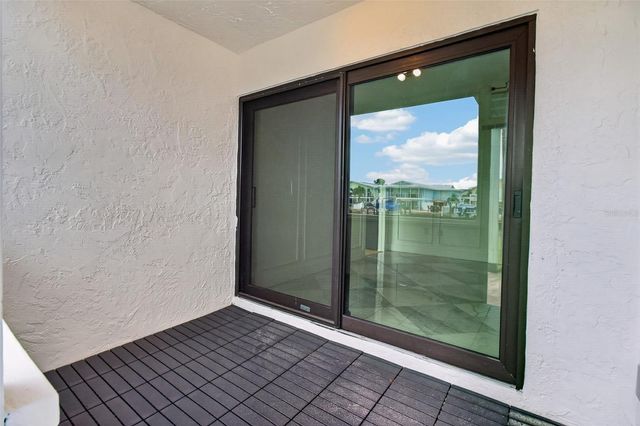 1 WINDRUSH BOULEVARD 65, Indian Rocks Beach, FL 33785