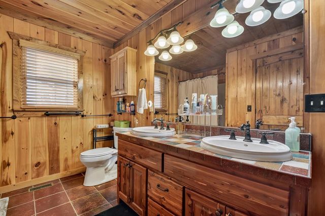 71 Rising Fawn Drive, Mineral Bluff, GA 30559