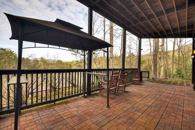 71 Rising Fawn Drive, Mineral Bluff, GA 30559