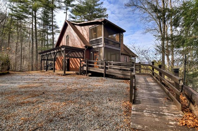 71 Rising Fawn Drive, Mineral Bluff, GA 30559