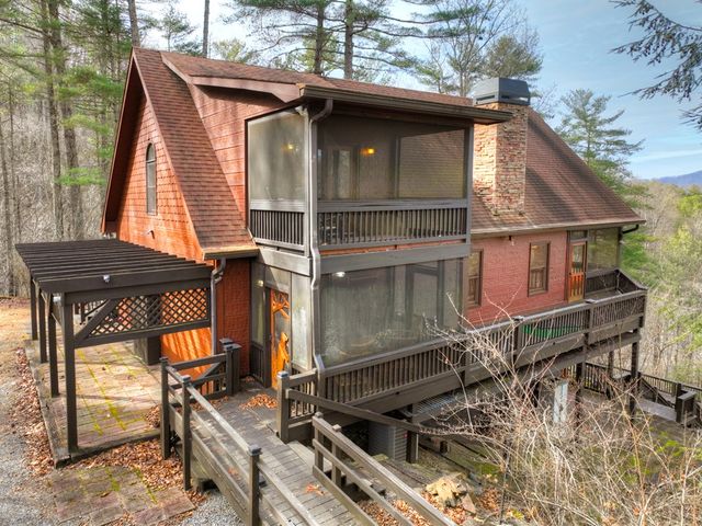 71 Rising Fawn Drive, Mineral Bluff, GA 30559