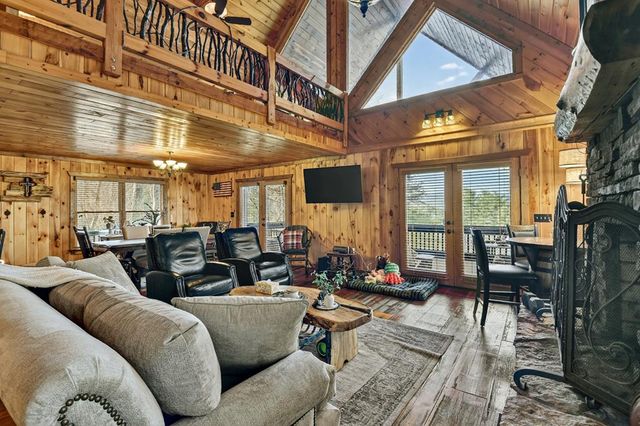 71 Rising Fawn Drive, Mineral Bluff, GA 30559