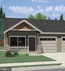 117 W CHARLES ST, Littlestown, PA 17340