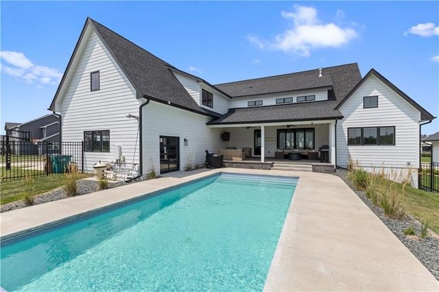 17448 Aurora Drive, Clive, IA 50325