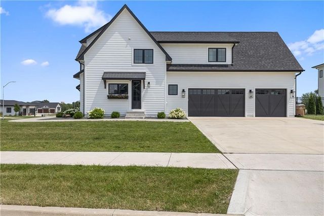 17448 Aurora Drive, Clive, IA 50325