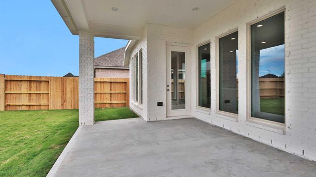 18011 Serene Haven Street, Houston, TX 77598