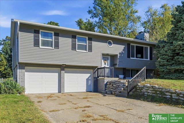 8464 Orchard Avenue, Omaha, NE 68127